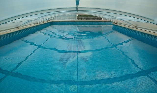 zakrytý bazén